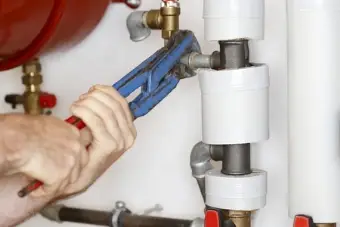 Caddebostan Doğalgaz Gaz Kaçak Tamiri Boru Vana Kombi Kaçak Sızıntı Tamiri