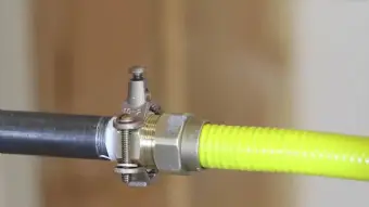 Hekimbaşı Doğalgaz Ocak Fleksi Montajı Ocak Fırın Hortumu Montajı Ocak Gaz Bağlama