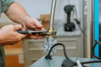 Kadıköy Doğalgaz Gaz Kaçak Tamiri Boru Vana Kombi Kaçak Sızıntı Tamiri